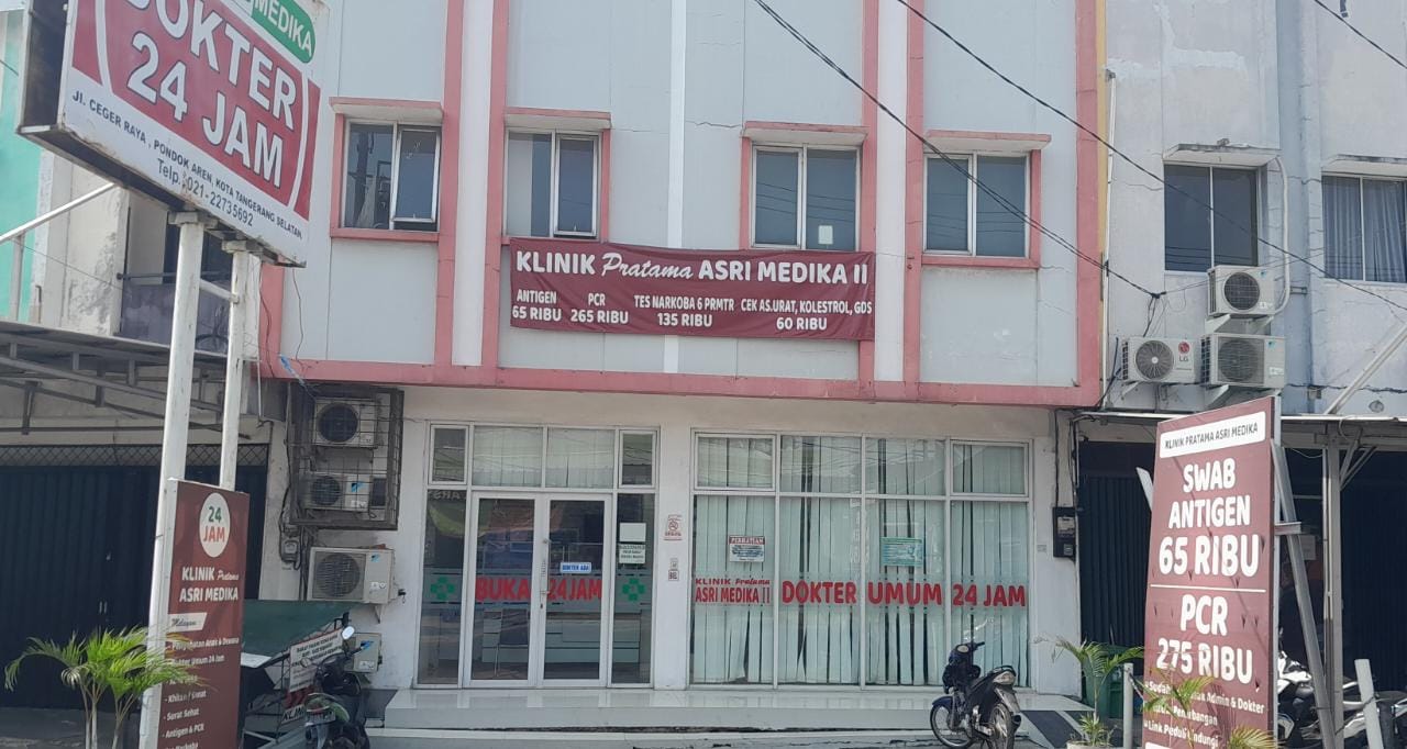 Tampak depan Klinik Asri Ceger